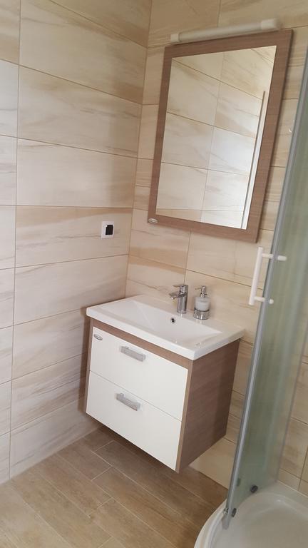 Apartment Milas Tivat Exteriör bild